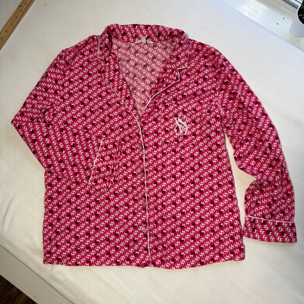 Victoria's Secret Reindeer Print Pajama Top Pink White Button Down Medium